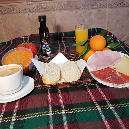 Hostal Meson La Era Ríogordo Екстериор снимка