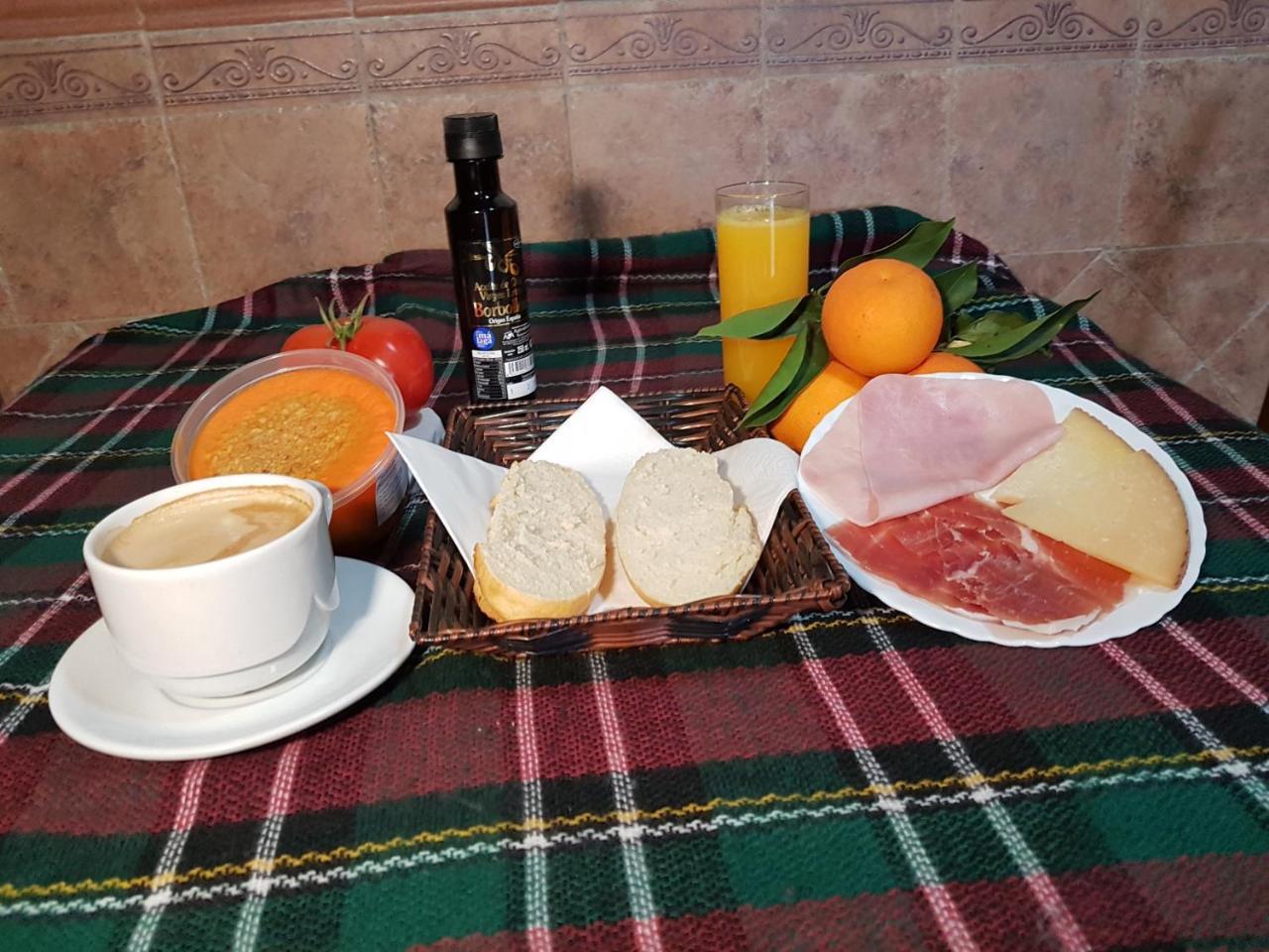 Hostal Meson La Era Ríogordo Екстериор снимка
