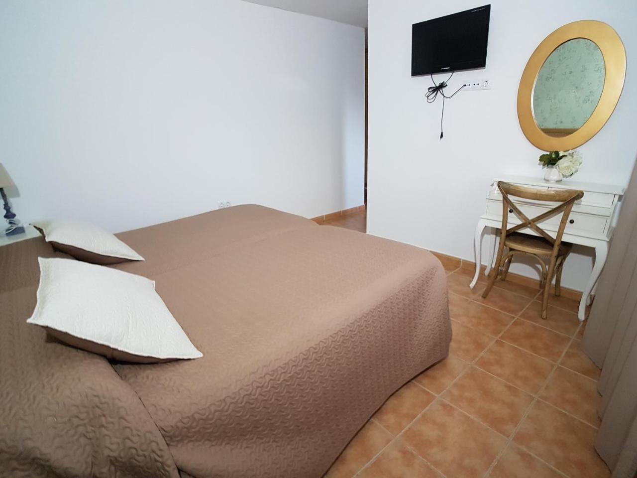 Hostal Meson La Era Ríogordo Екстериор снимка