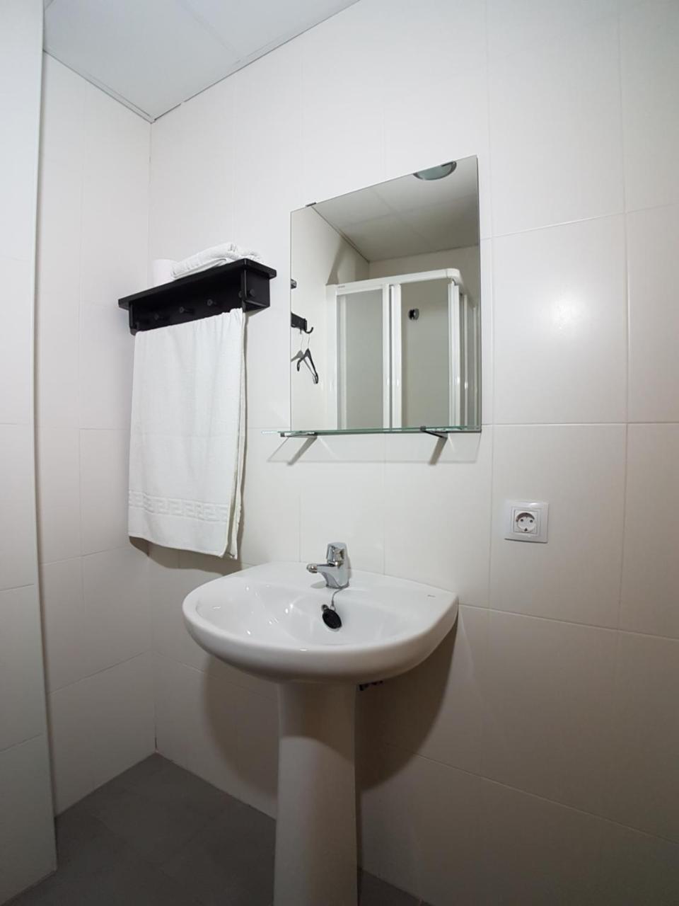 Hostal Meson La Era Ríogordo Екстериор снимка
