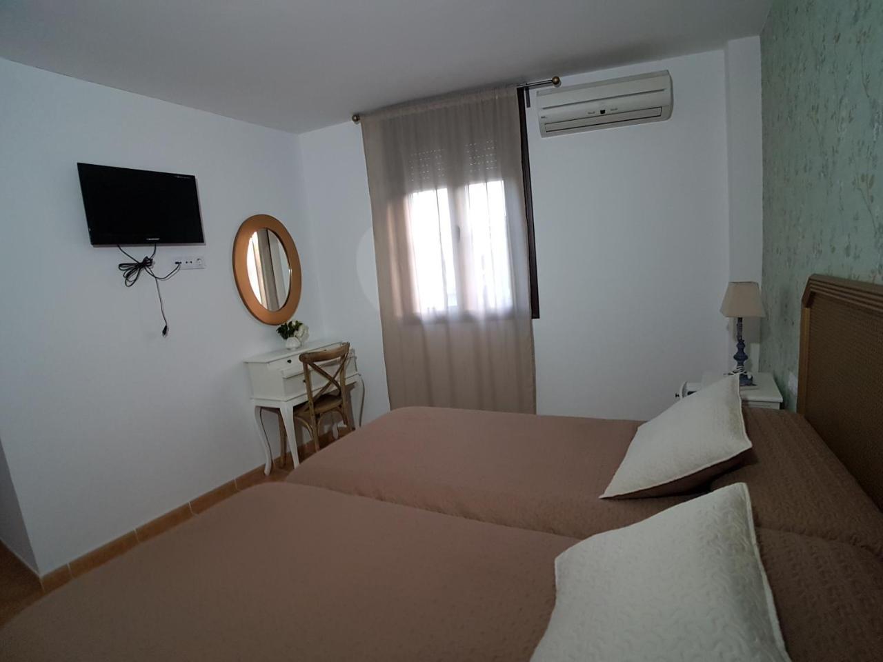 Hostal Meson La Era Ríogordo Екстериор снимка