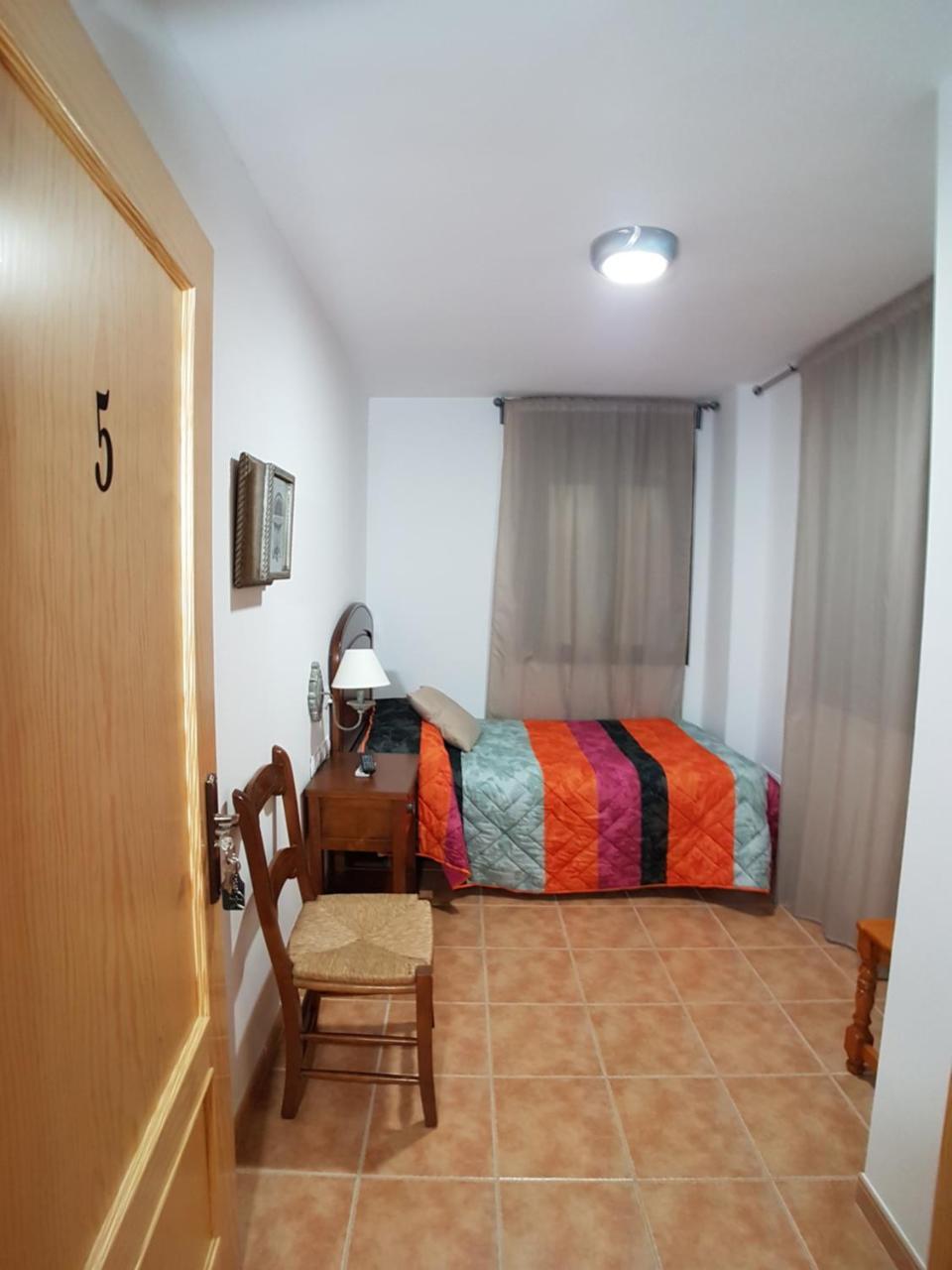 Hostal Meson La Era Ríogordo Екстериор снимка